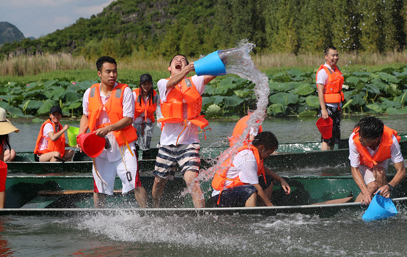 泼水之旅进行时！